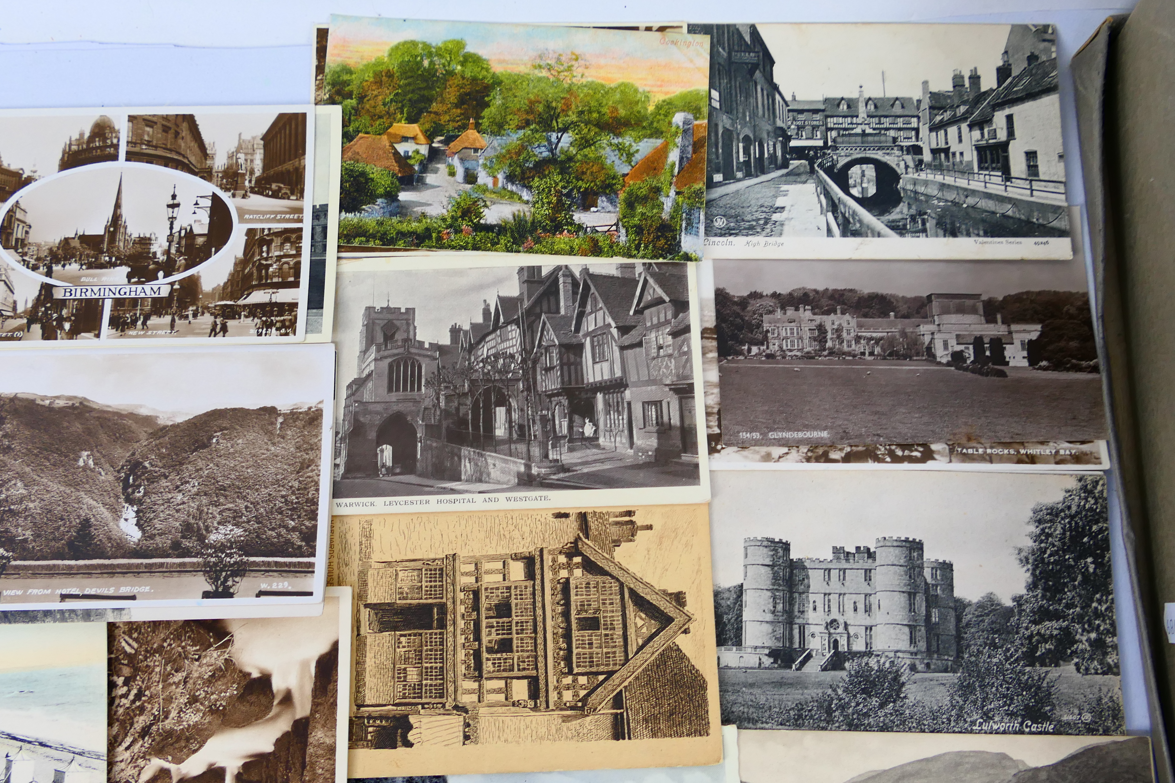 Deltiology - In excess of 500 early to mid-period UK topographical cards to include real photos and - Image 6 of 7