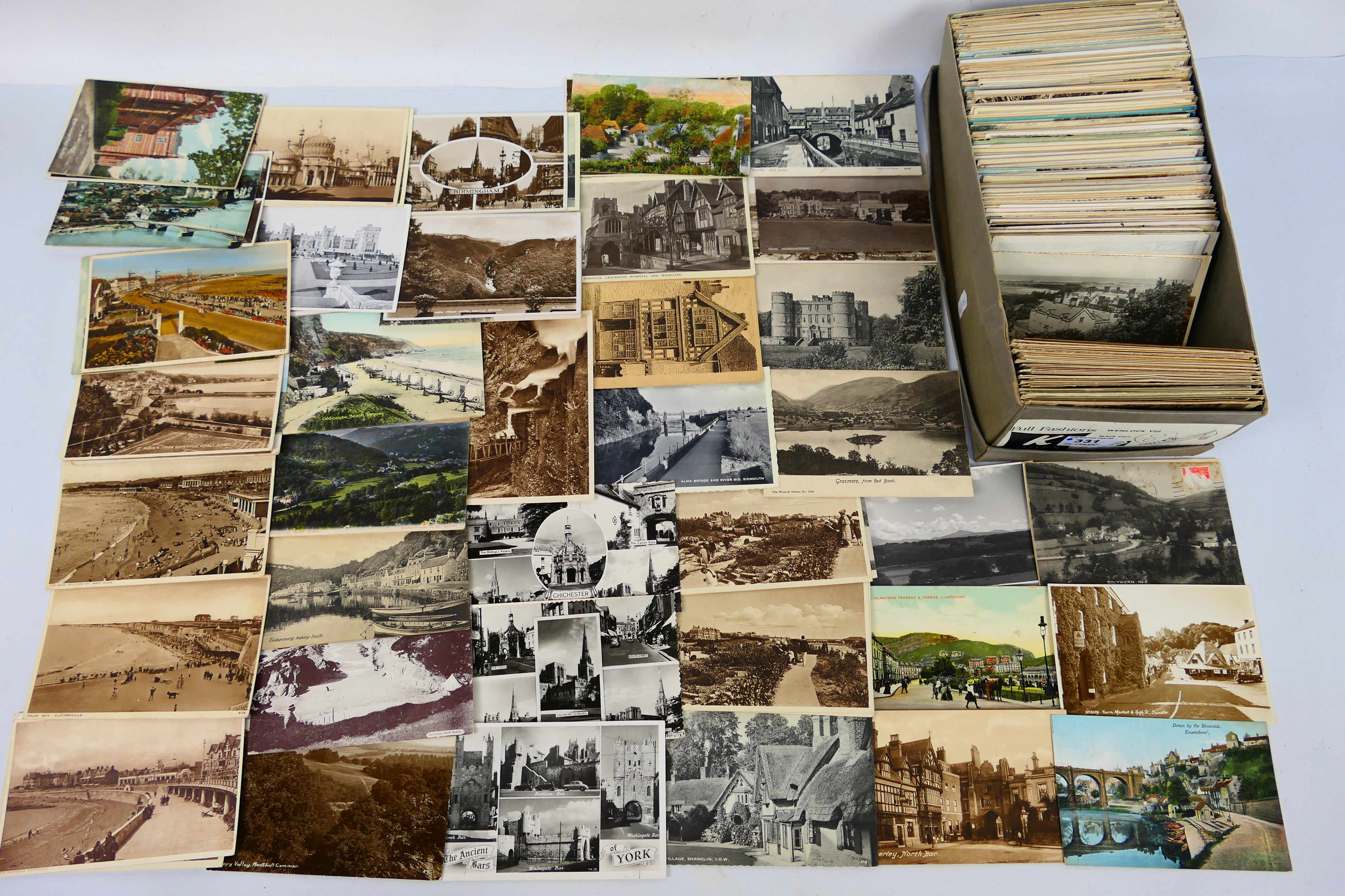 Deltiology - In excess of 500 early to mid-period UK topographical cards to include real photos and