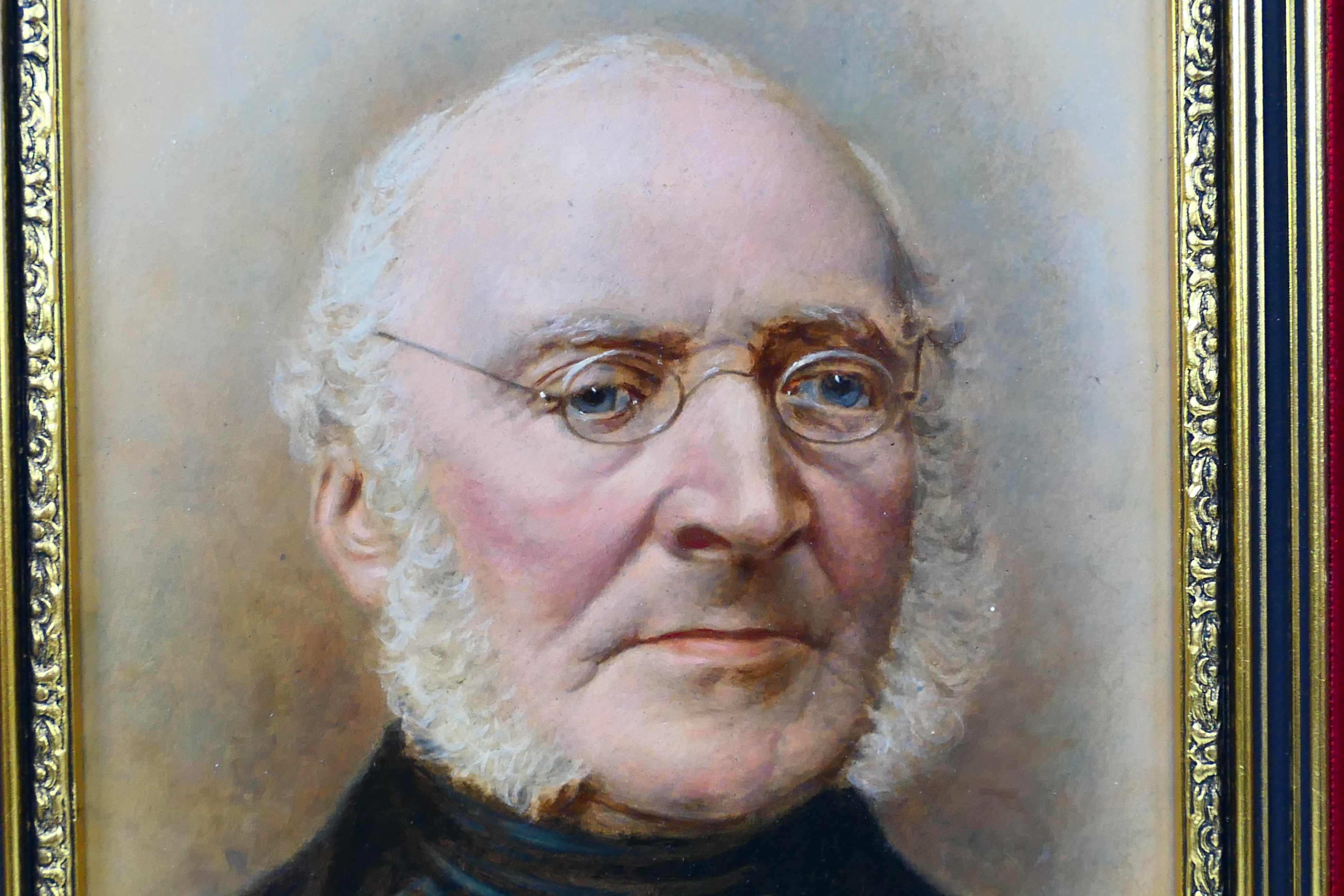 A framed oil on board portrait depicting an elderly bespectacled gentleman, - Image 3 of 5