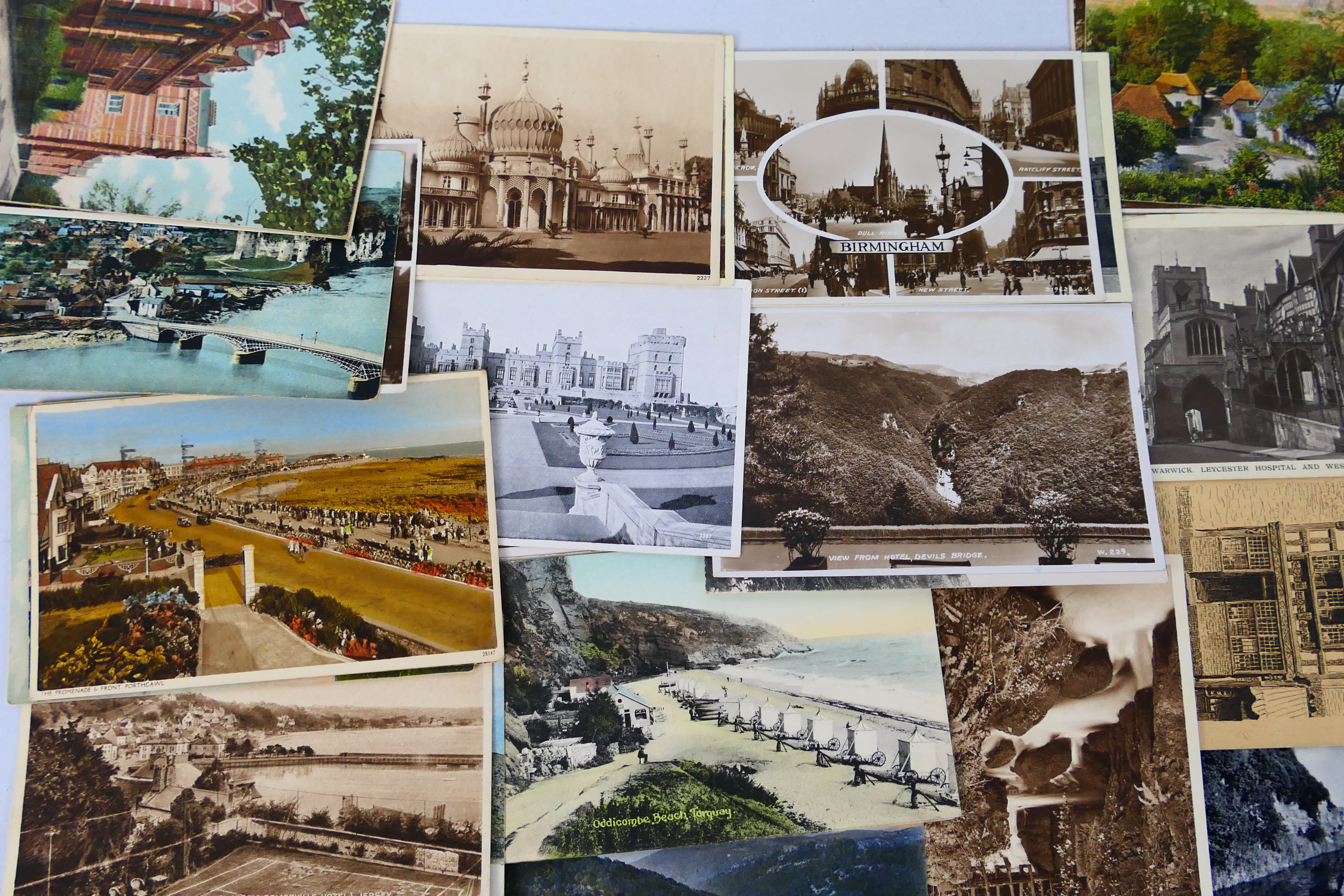 Deltiology - In excess of 500 early to mid-period UK topographical cards to include real photos and - Image 5 of 7