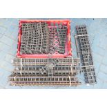 Bassett Lowke - A quantity of O gauge 3 rail track from the 1940s including right hand points,