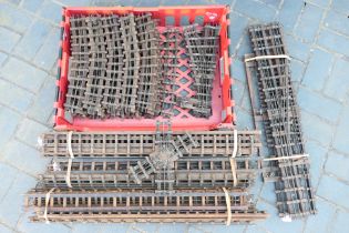 Bassett Lowke - A quantity of O gauge 3 rail track from the 1940s including right hand points,