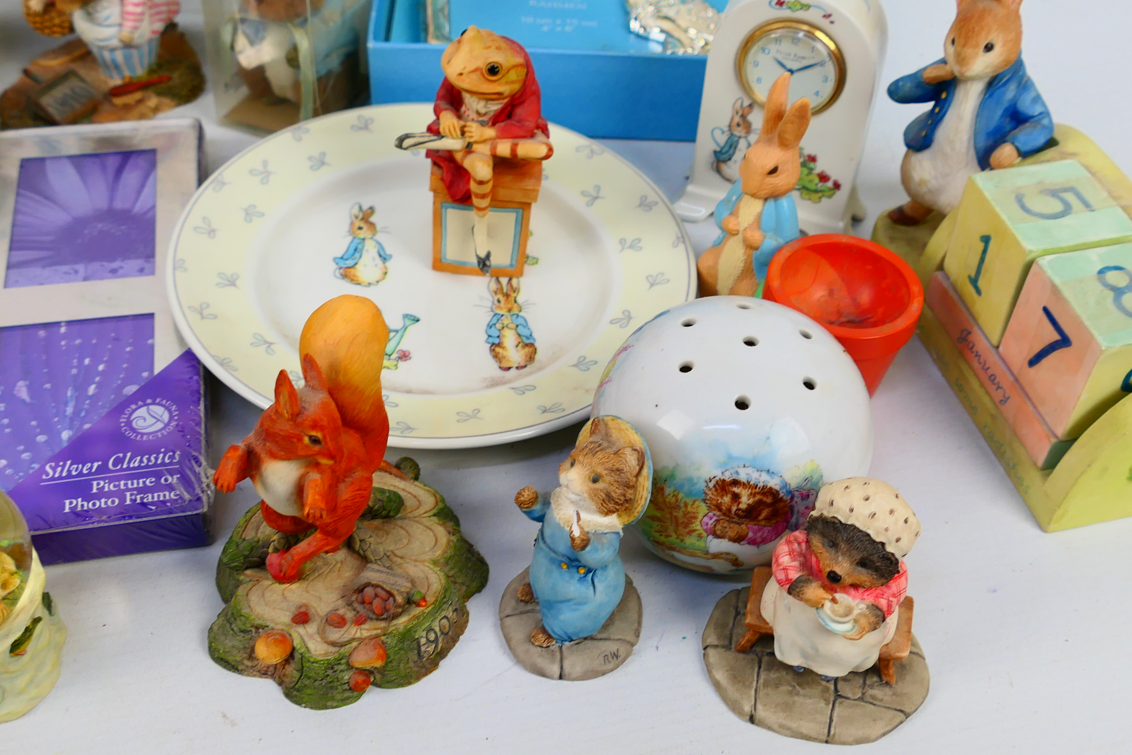 Beatrix Potter related items to include Beswick / Royal Doulton figures, further ceramics, - Image 6 of 7