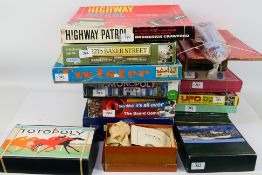 Victory - Tri-ang - Gibson's Games - 15 x vintage board games and jigsaws including Highway Patrol,