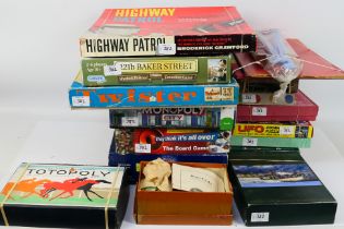 Victory - Tri-ang - Gibson's Games - 15 x vintage board games and jigsaws including Highway Patrol,