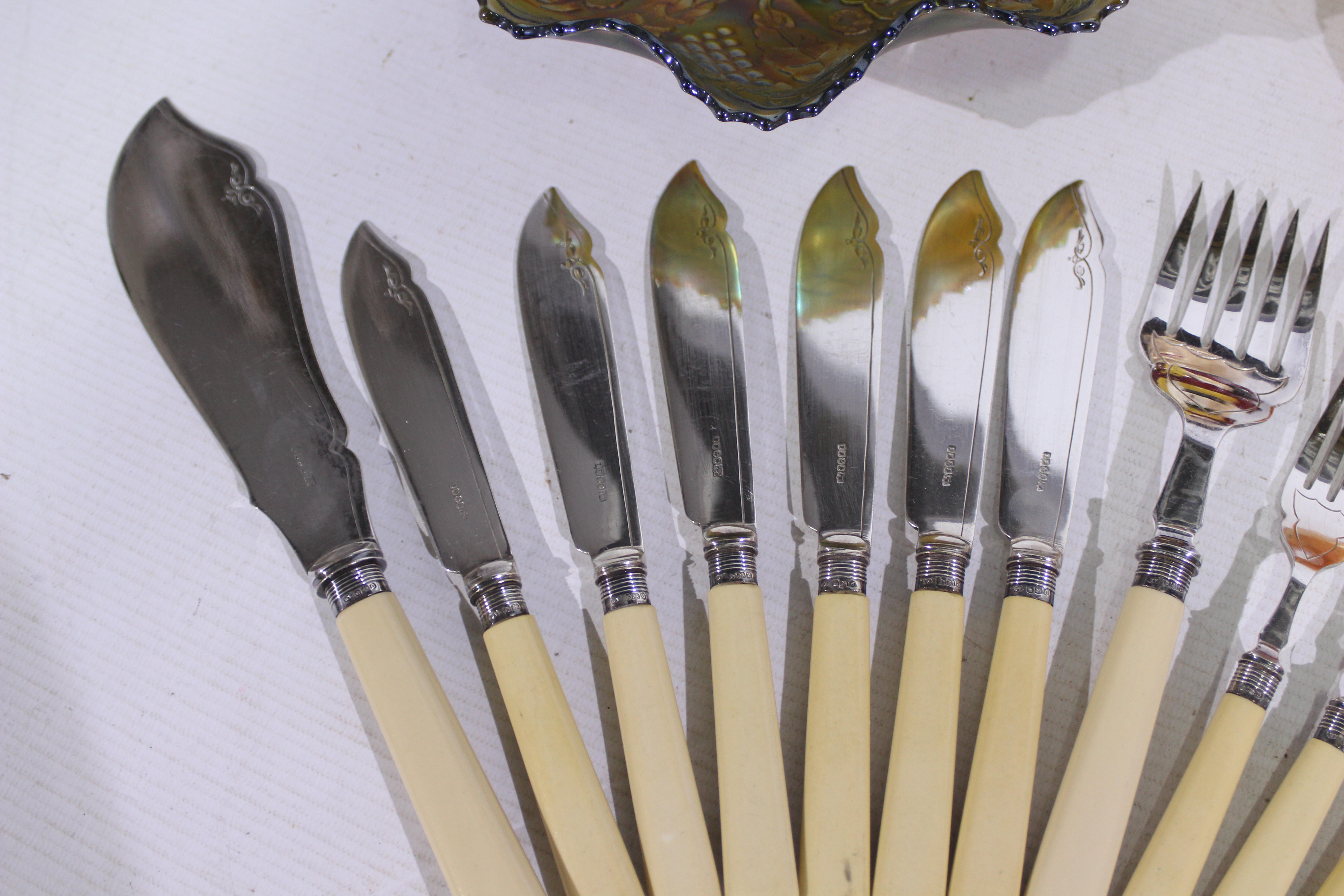 Lot to include a vintage carving set, ca - Image 3 of 10