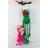 Marionettes - Kermit the Frog - Miss Piggy.