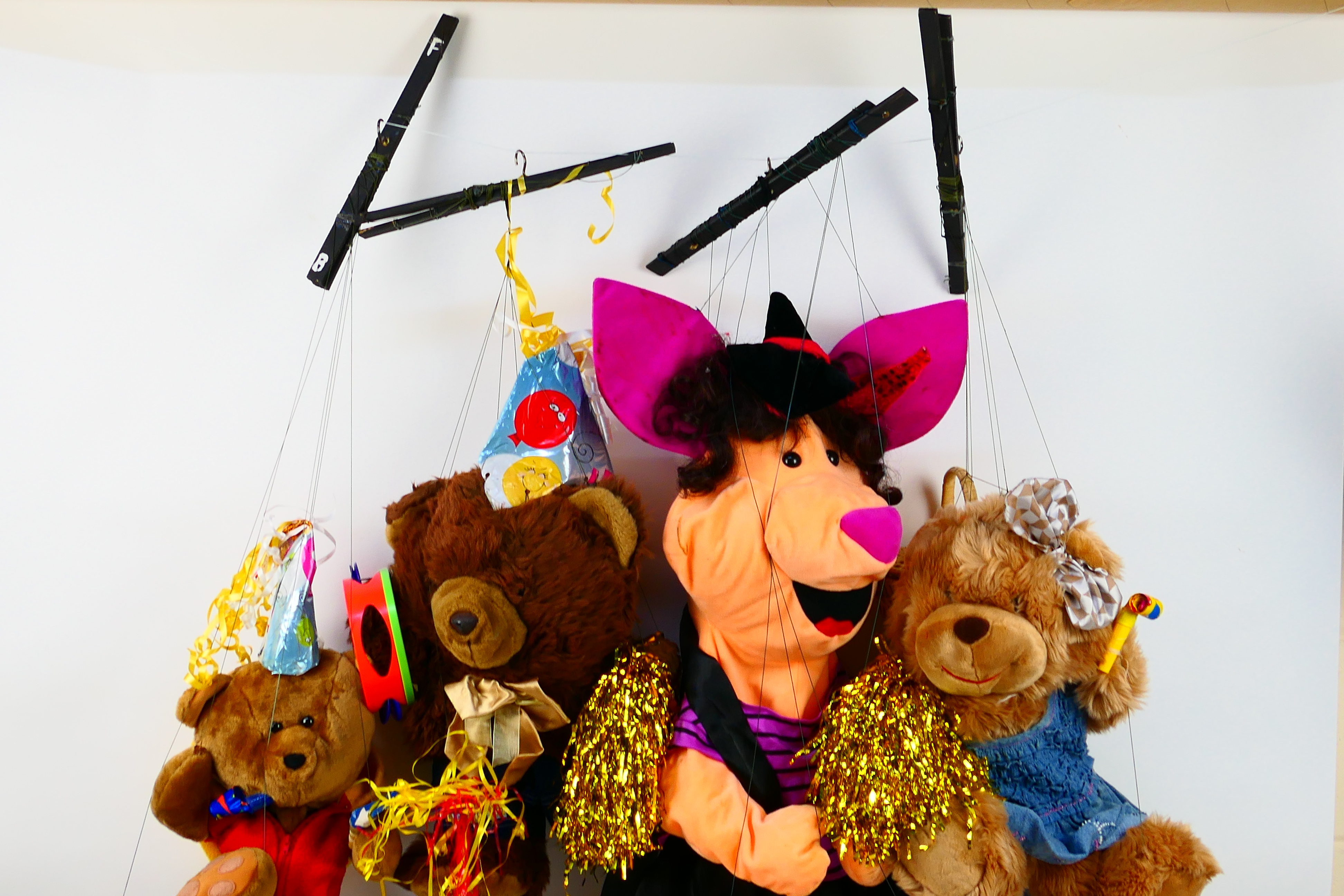 Marionettes - Bears. A selection of Four - Image 2 of 7