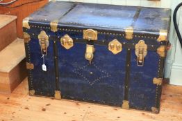 Vintage travelling trunk, the interior with enclosed compartment, 57cm by 92cm by 54cm.