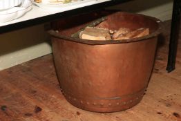 Large copper log bin, 39cm high.
