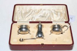 George V silver cruet set, Birmingham 1925, cased.