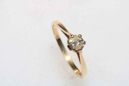 9 carat yellow gold 30 point diamond solitaire ring, size M.