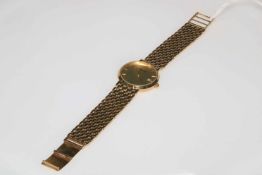 Gents 9 carat gold Accurist wristwatch, boxed.