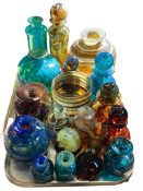 Good collection of art glass including Mdina (19).