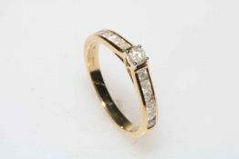 Diamond set 9 carat gold ring, total approximately 0.5 carat, size P/Q, with certificate.