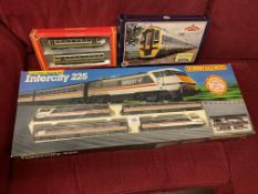 Hornby Intercity 225 electric train set,