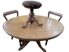 Victorian oval mahogany breakfast table,