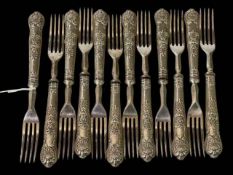 Set of twelve George IV silver handled dessert forks, Sheffield 1829.