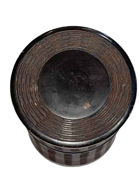 Chinese finely carved cylindrical box. 12cm. - Image 2 of 3