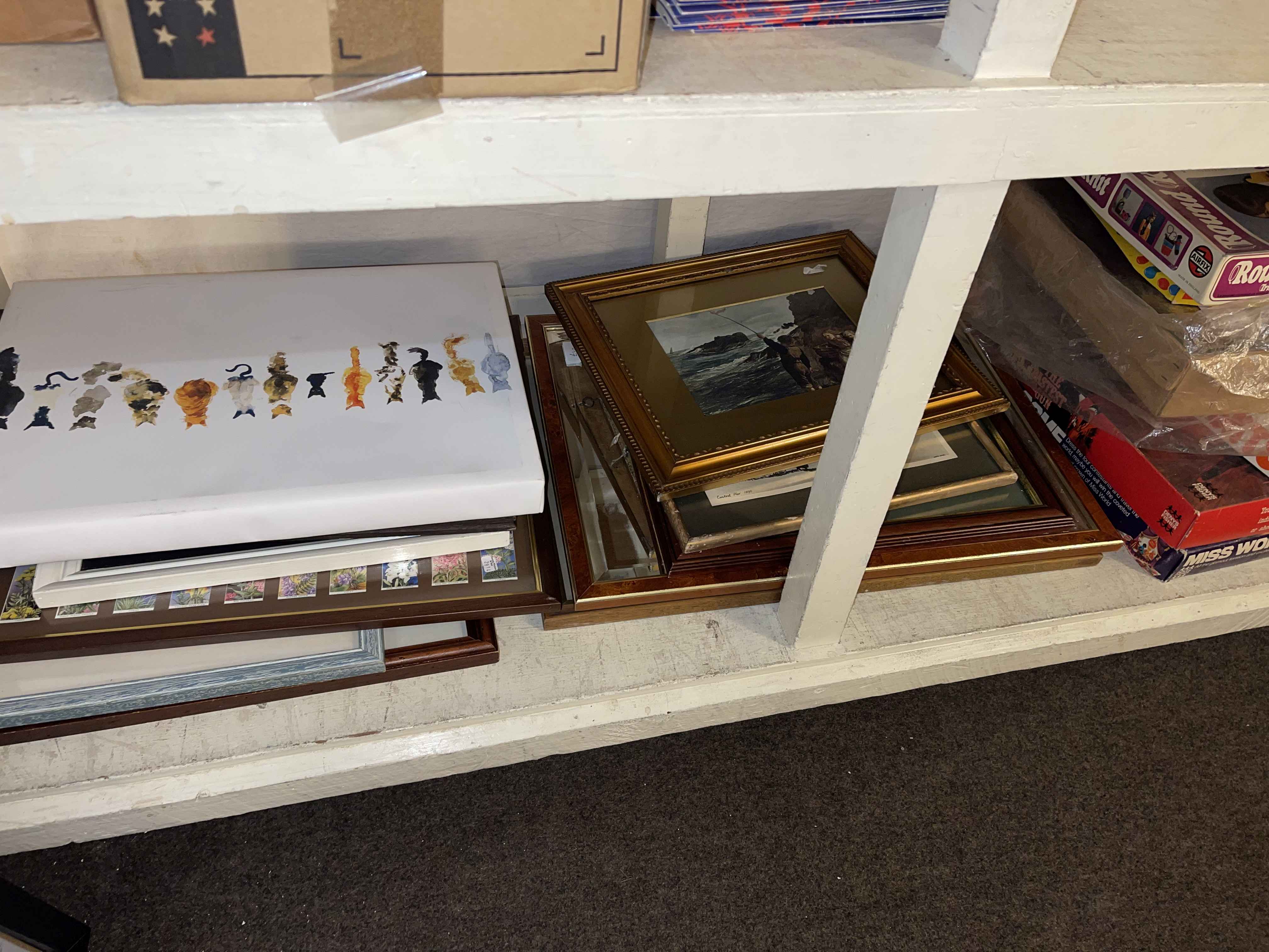 Vintage games, opera glasses, horse brasses, Tiffany style lamp, postcards, pictures, etc. - Image 3 of 3