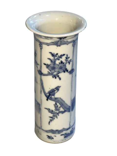 Chinese blue and white sleeve vase decorated with ladies, bats and birds, - Image 3 of 4