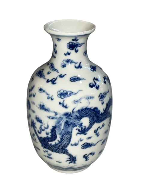 Chinese blue and white vase decorated with dragons and clouds, six character mark to base, 16cm. - Image 3 of 4