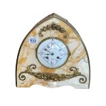 Art Deco French marble mantel clock, 28cm high.