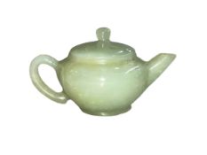 Chinese jade miniature teapot, 6cm high.