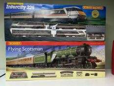 Hornby Railways Intercity 225 electric part train set and Flying Scotsman OO Gauge train set R1072.