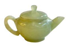 Chinese jade miniature teapot, 6cm high.