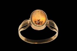 14 carat yellow gold citrine ring, size Q.