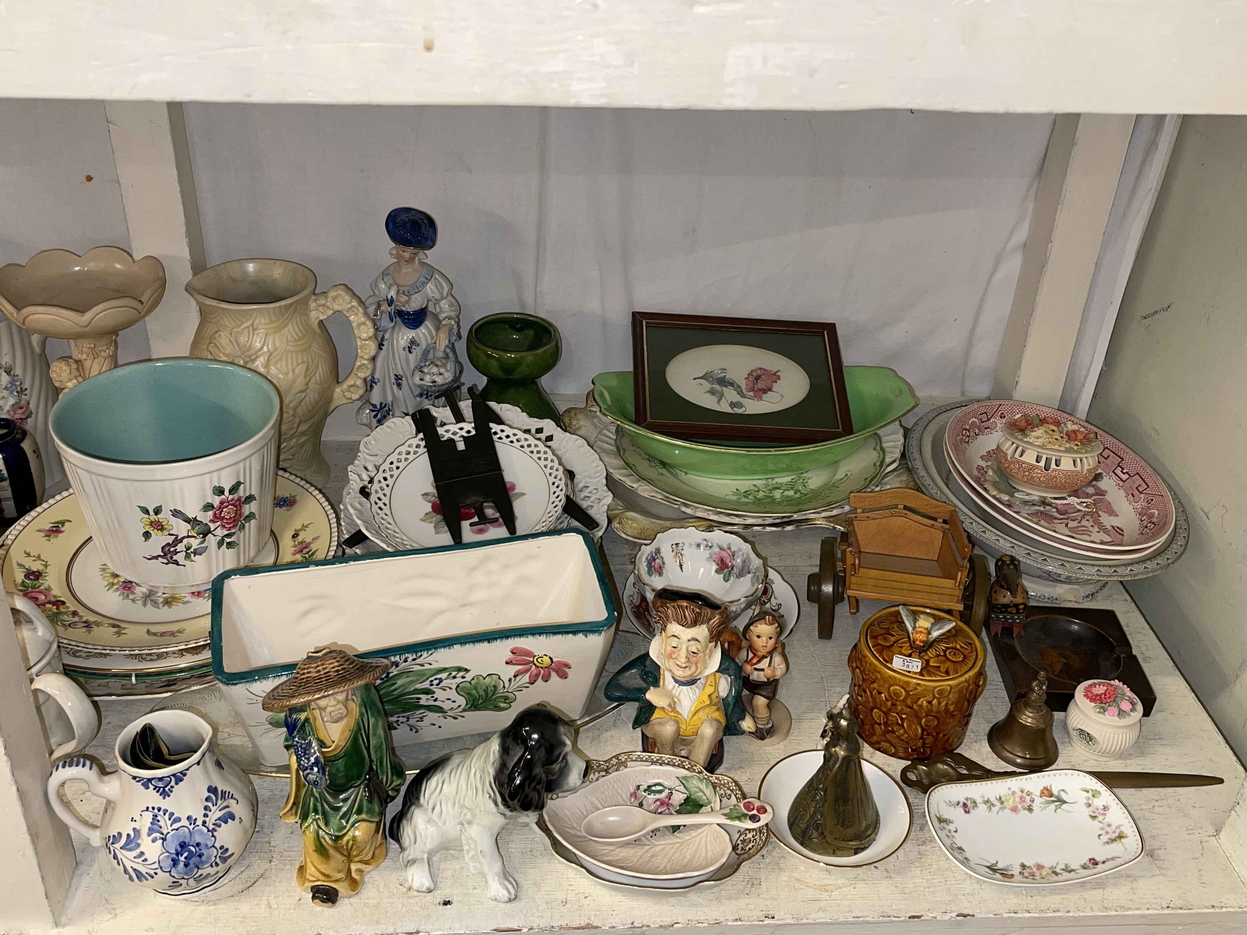 Collection of decorative porcelain, part tea wares, figurines, etc. - Image 4 of 4