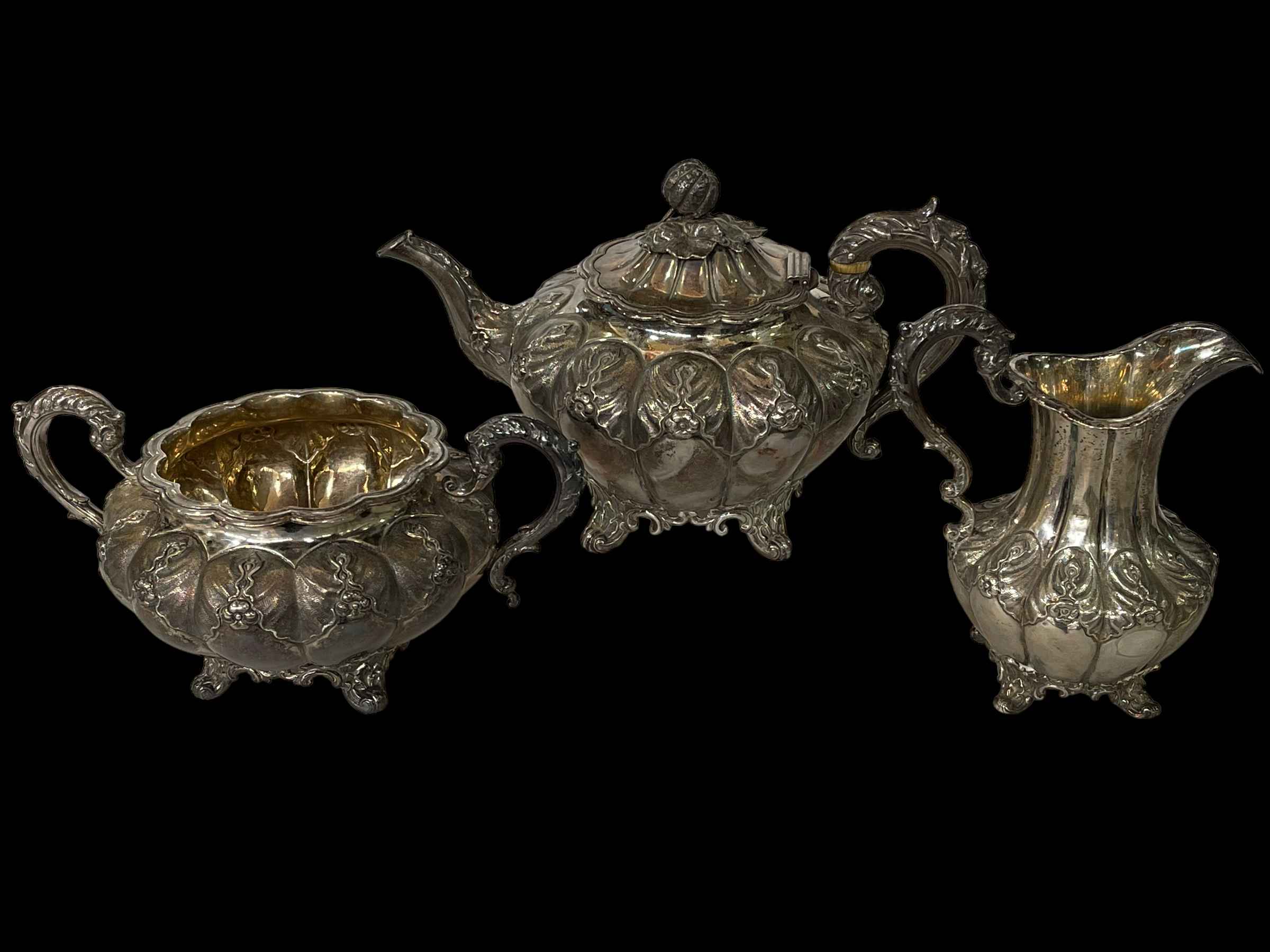 Good early Victorian silver three piece tea set by Joseph & Albert Savory,