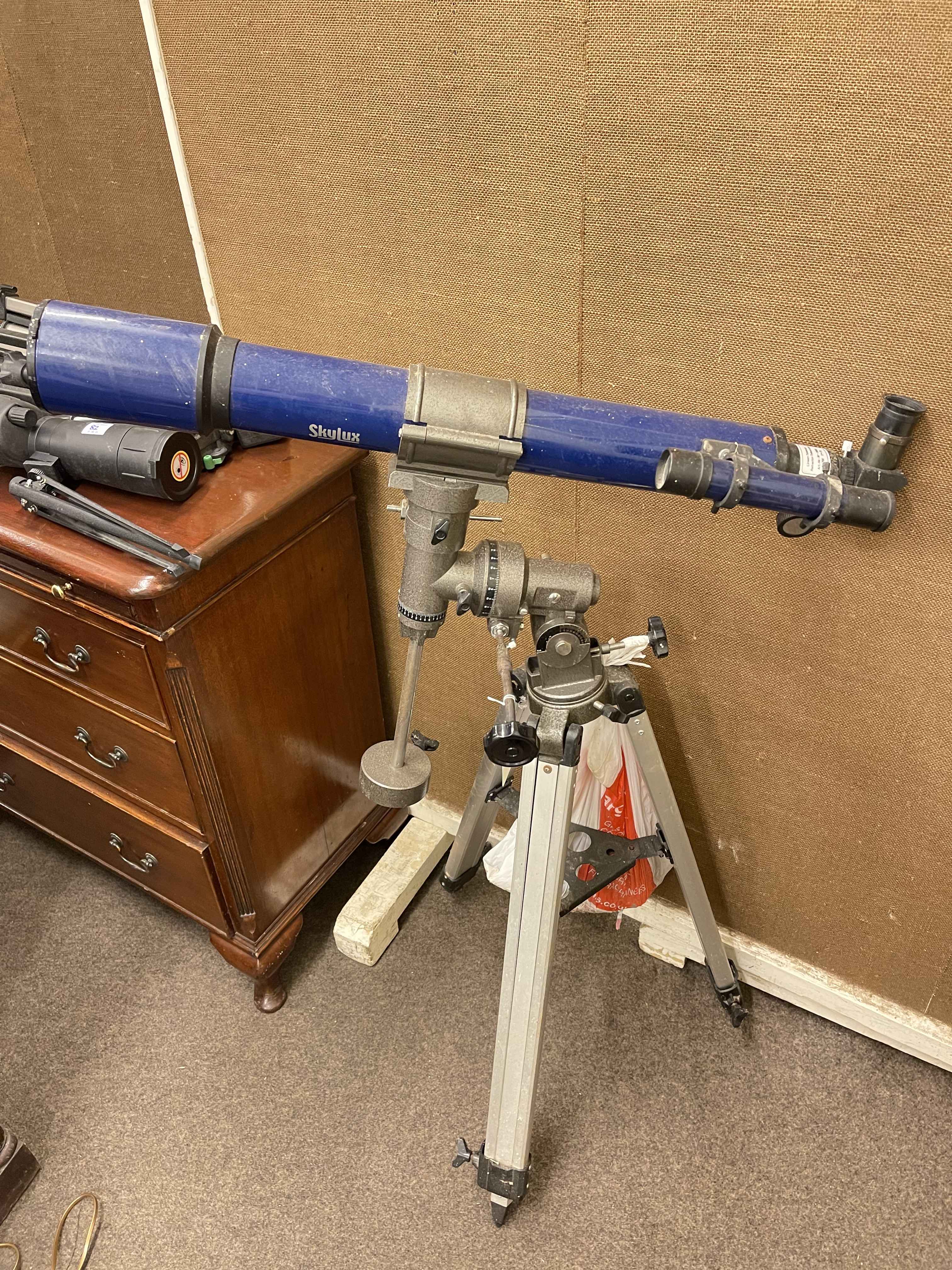 Skylux telescope and tripod, Optus 20x60x60 monoscope with tripod and two further tripods.