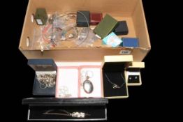 Box of jewellery.