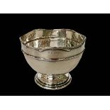 Silver pedestal bowl, Birmingham 1908, 13cm diameter.