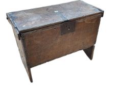 17th Century oak trunk of neat proportions, 56cm by 76cm by 35cm.