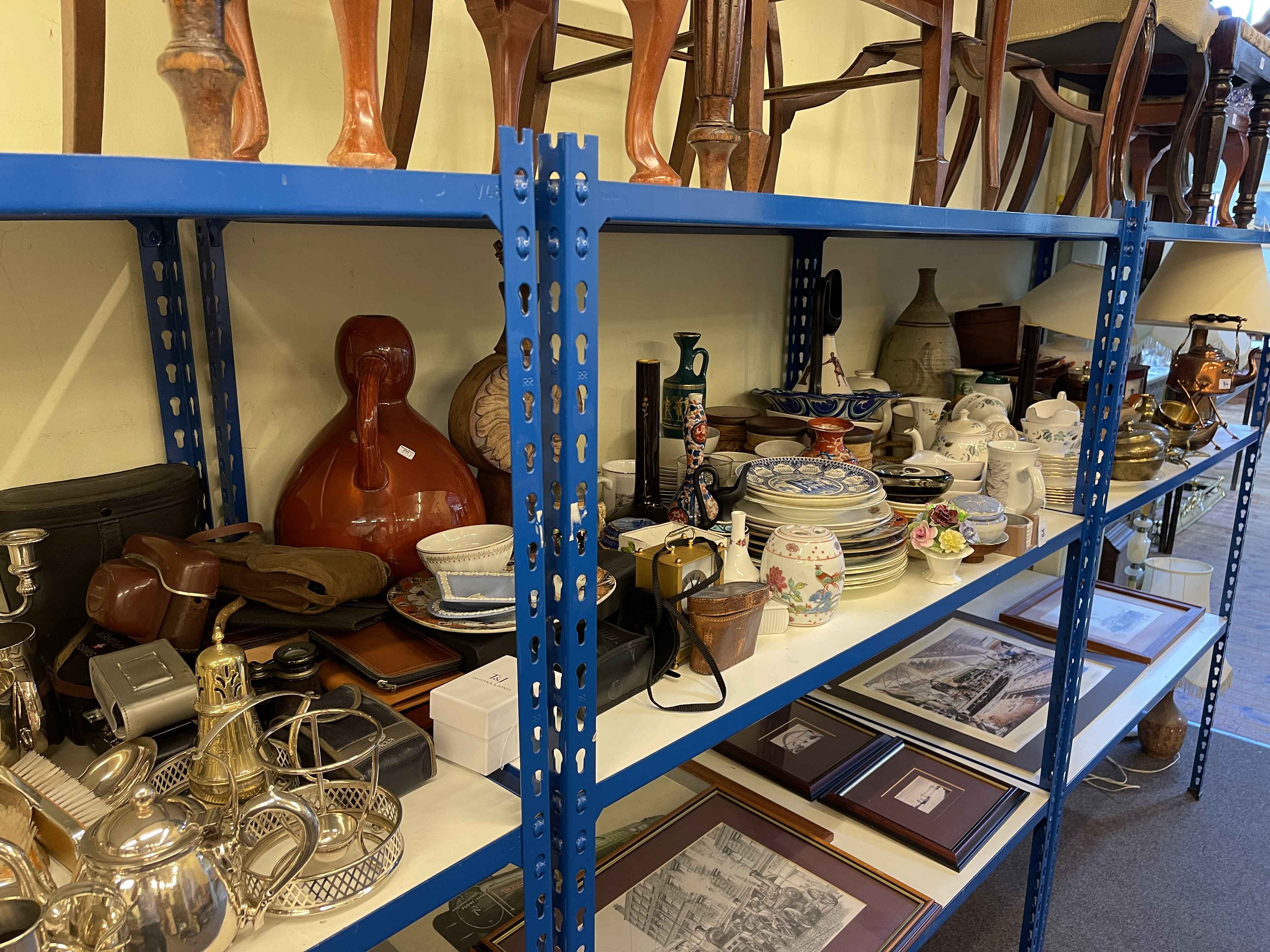 Collection of silver plated wares, table lamps, cameras, tea caddy, decorative porcelain, etc. - Image 4 of 4