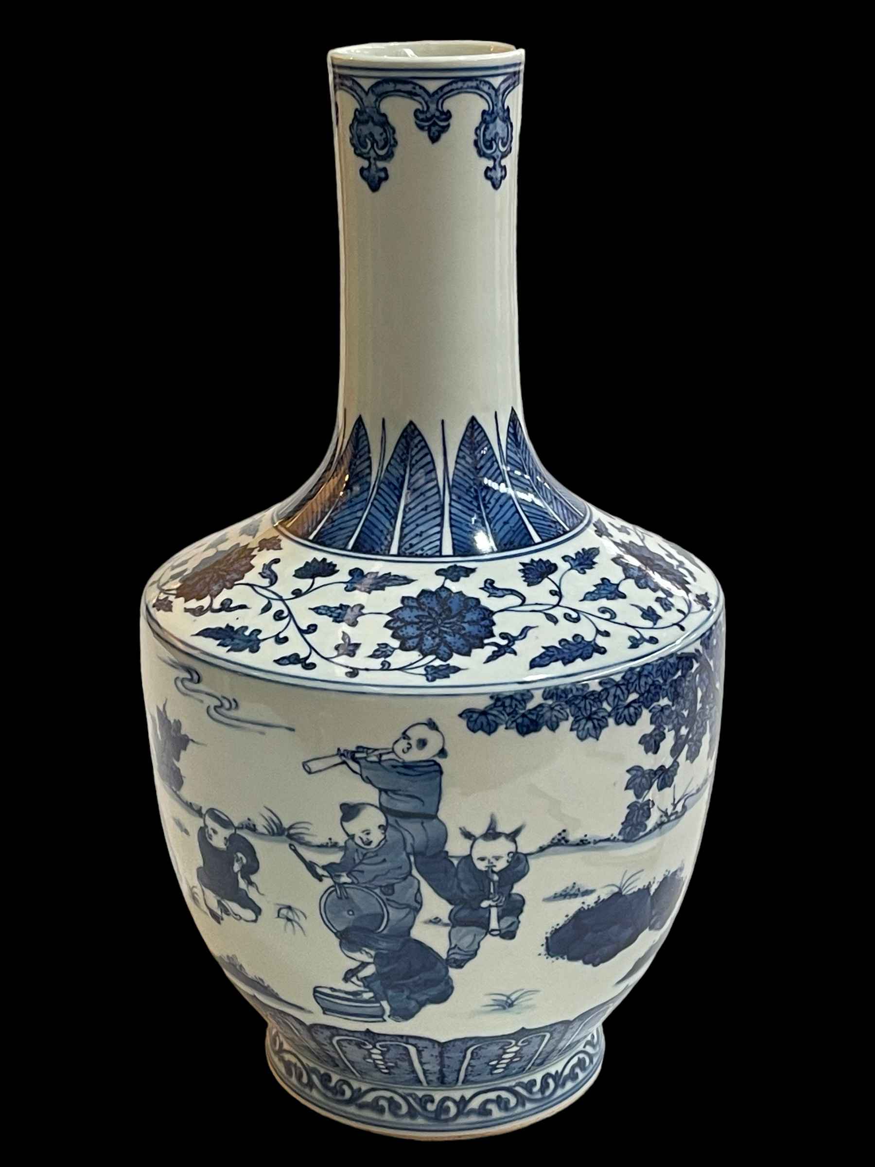 Blue and white ovoid vase decorated with figures in landscape with Quinlong mark to the base,