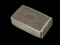 Hilliard & Thomason Victorian silver vesta case with hinged striker, Birmingham 1883, 4cm.