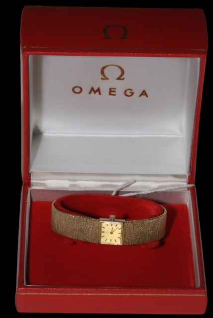 Omega 9 carat gold ladies bracelet watch, boxed. - Image 2 of 2