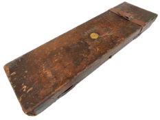 Vintage leather gun case with internal label, 82cm by 24cm.