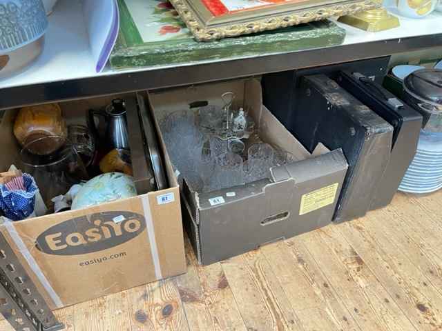 Ten boxes of single records, decorative porcelain, glass, typewriters, dinner wares, etc. - Image 5 of 5