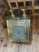 Ornate brass coal scuttle with handle and shovel, 42cm high.