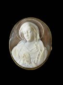 Cameo brooch in gold setting (no hallmark), 6cm by 5cm.