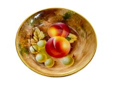 Small Royal Worcester fruit painted dish in box.