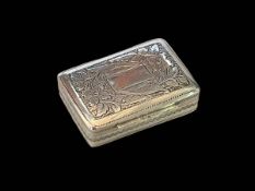 Good George IV silver vinaigrette with gilt interior by Thomas Newbold, Birmingham 1828, 3.5cm wide.