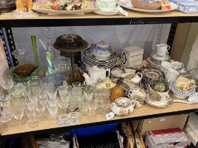 Worcester Palissy table wares, Doulton Rondelay tea set, various china and glass, etc.