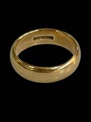 9 carat gold wedding band ring.