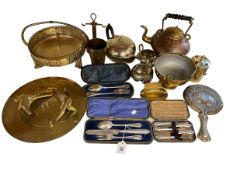 Collection of brass and metalwares, silver manicure set, brass art nouveau bowl, etc.